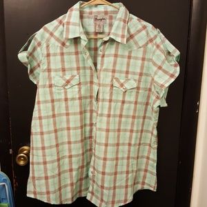 Plus size Women's Wrangler button down